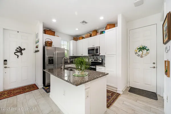 $2,400 | 1810 Noel Place, Unit 106, Melbourne, FL 32935