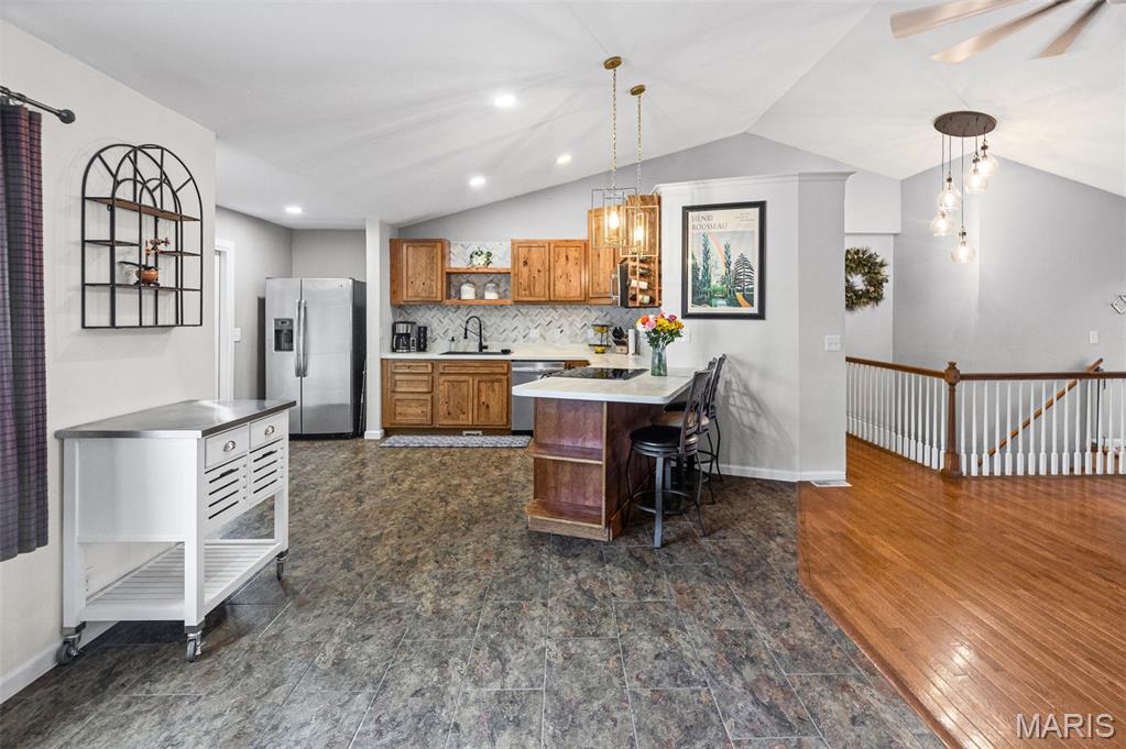 4511 Moonlight Way Alton, IL 62002 - Photo 11 of 48