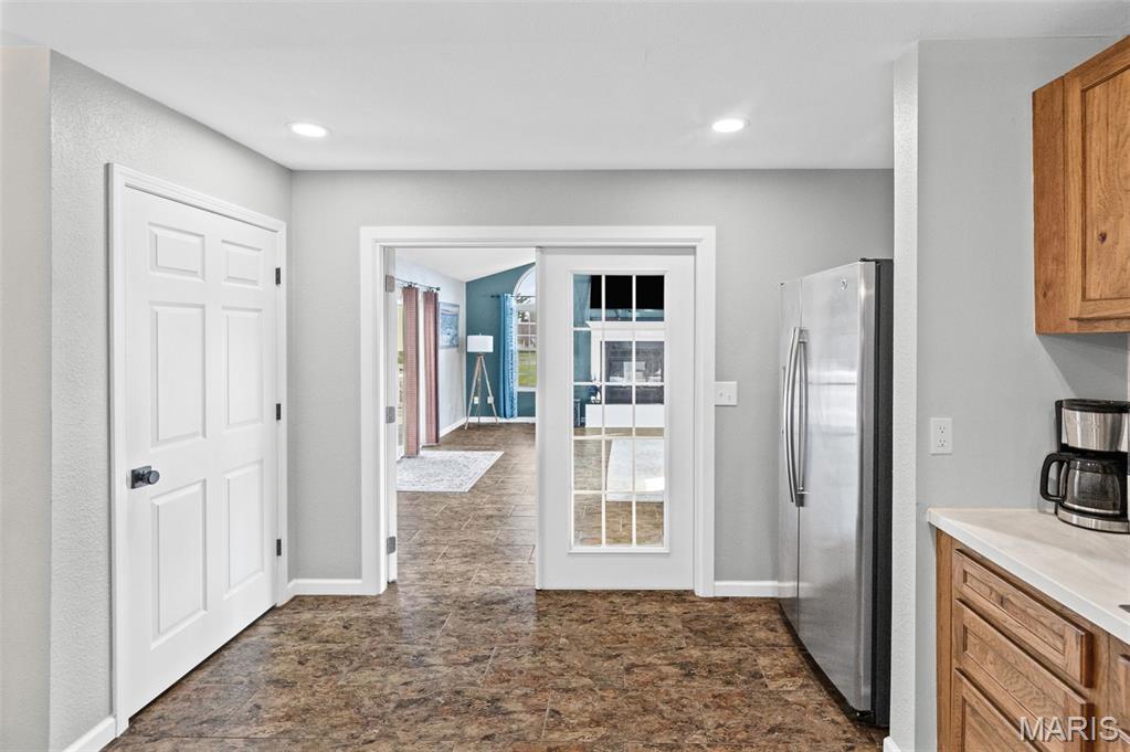 4511 Moonlight Way Alton, IL 62002 - Photo 18 of 48