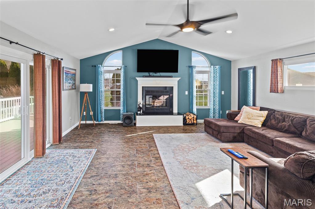 4511 Moonlight Way Alton, IL 62002 - Photo 23 of 48