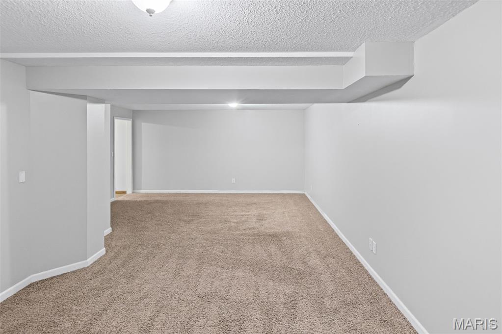 4511 Moonlight Way Alton, IL 62002 - Photo 37 of 48