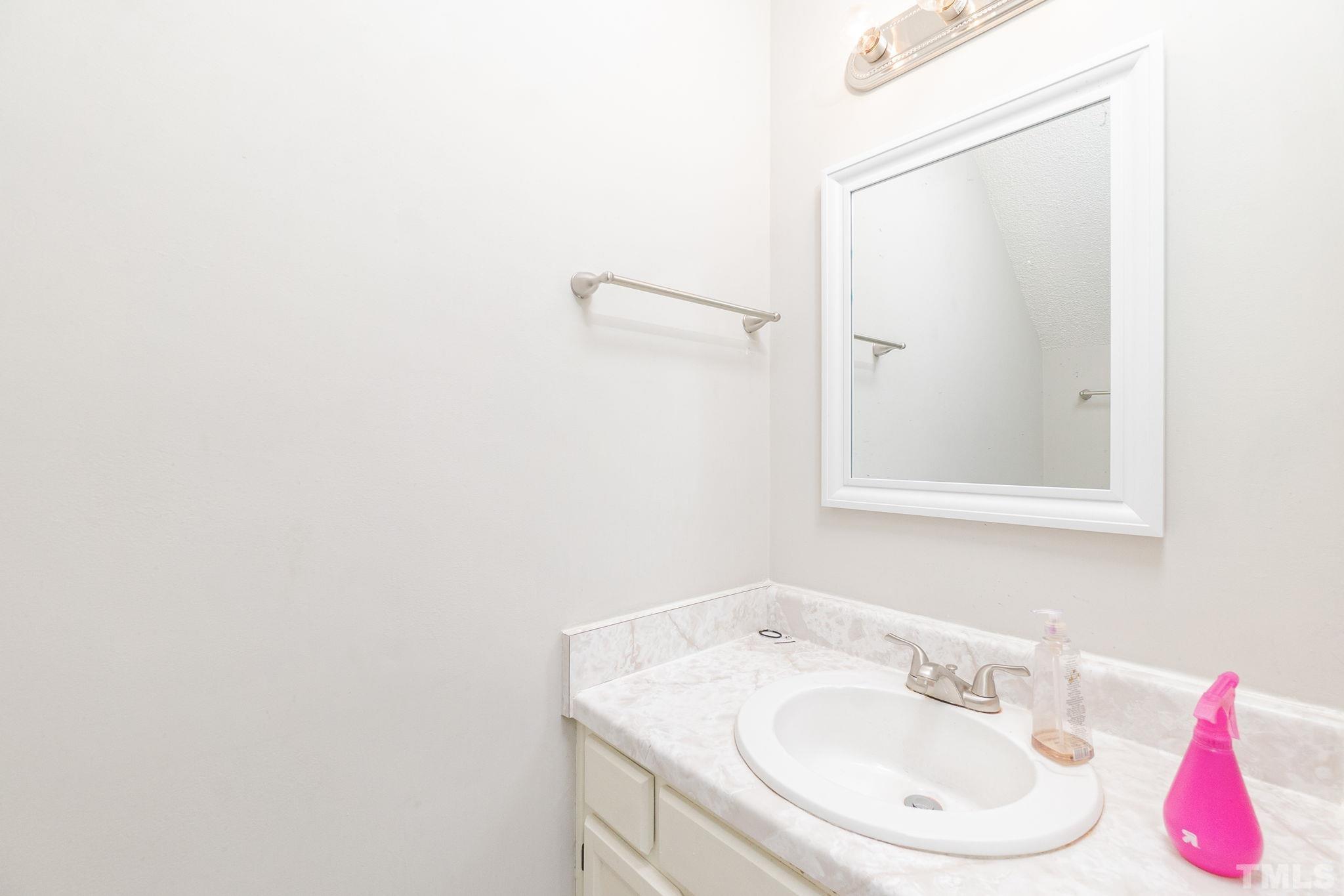 4126 Kaplan Drive Raleigh, NC 27606 - Photo 13 of 30 Gallery Image 13