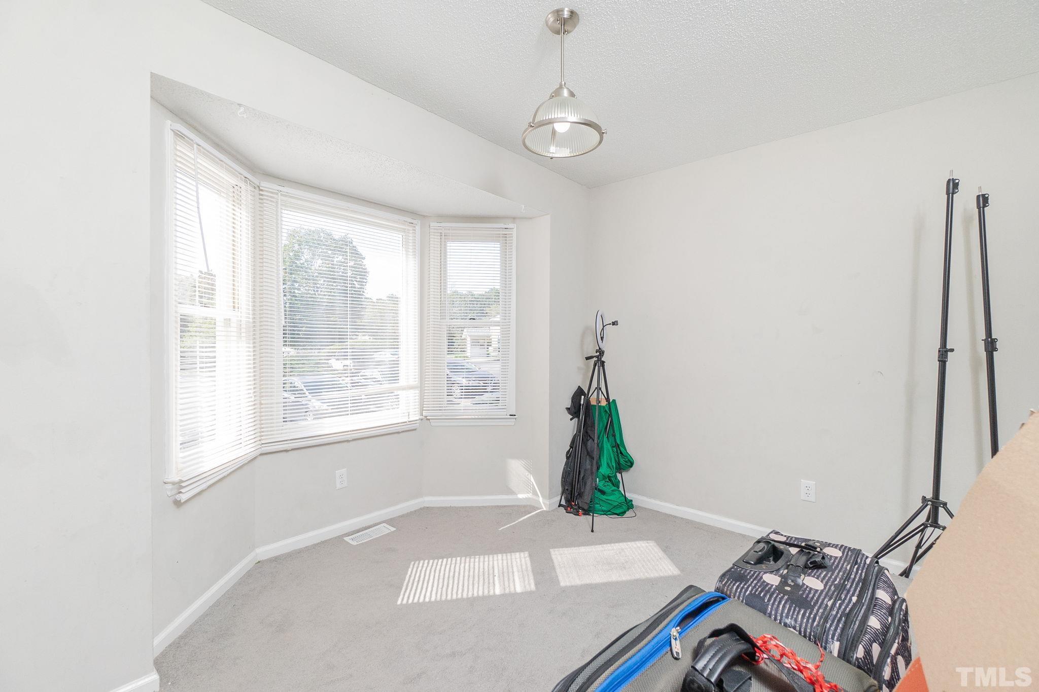 4126 Kaplan Drive Raleigh, NC 27606 - Photo 6 of 30 Gallery Image 6