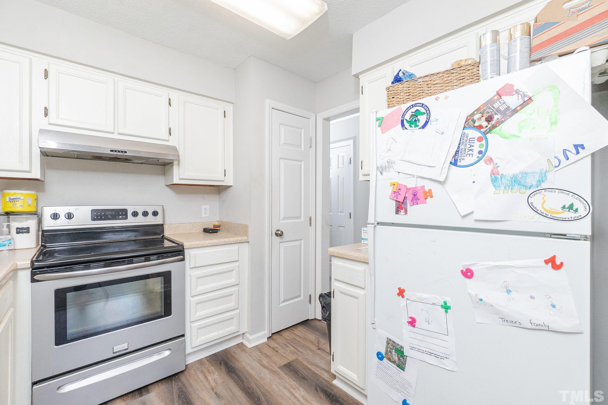 4126 Kaplan Drive Raleigh, NC 27606 - Photo 10 of 30 Gallery Image 10