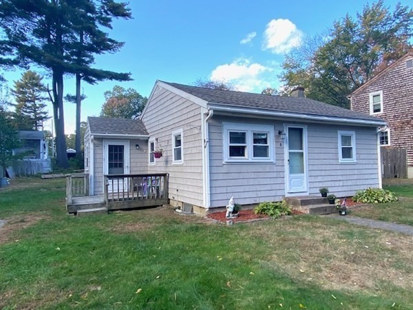 8 Ash Road Halifax, MA 02338 - Photo 1 of 18 Gallery Image 1