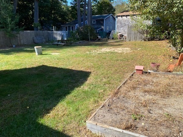 8 Ash Road Halifax, MA 02338 - Photo 17 of 18 Gallery Image 17