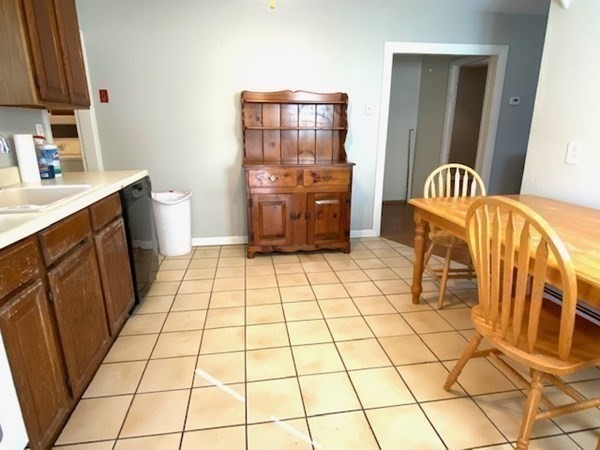 8 Ash Road Halifax, MA 02338 - Photo 6 of 18 Gallery Image 6