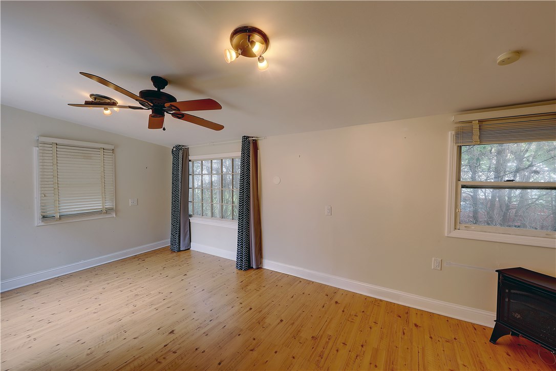 46 Croade Street Warren, RI 02885 - Photo 14 of 26