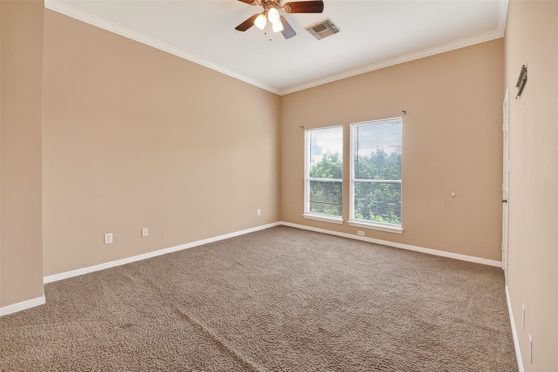 2804 Chenevert Street Houston, TX 77004 - Photo 28 of 37 a view of an empty room with a window
