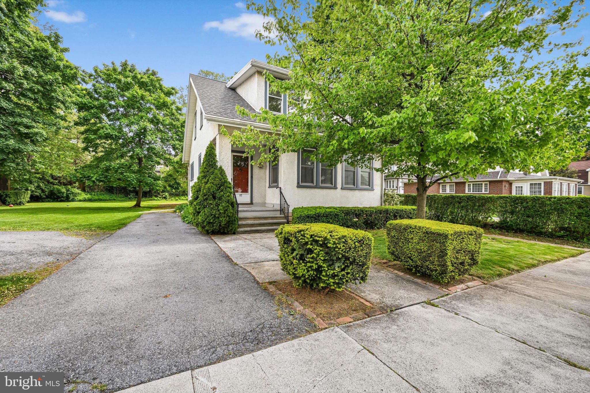 194 Walnut Street Lebanon, PA 17042 - Photo 2 of 42