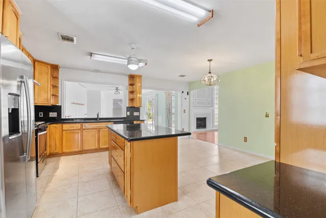 $325,000 | 10323 Dude Road, Houston, TX 77064