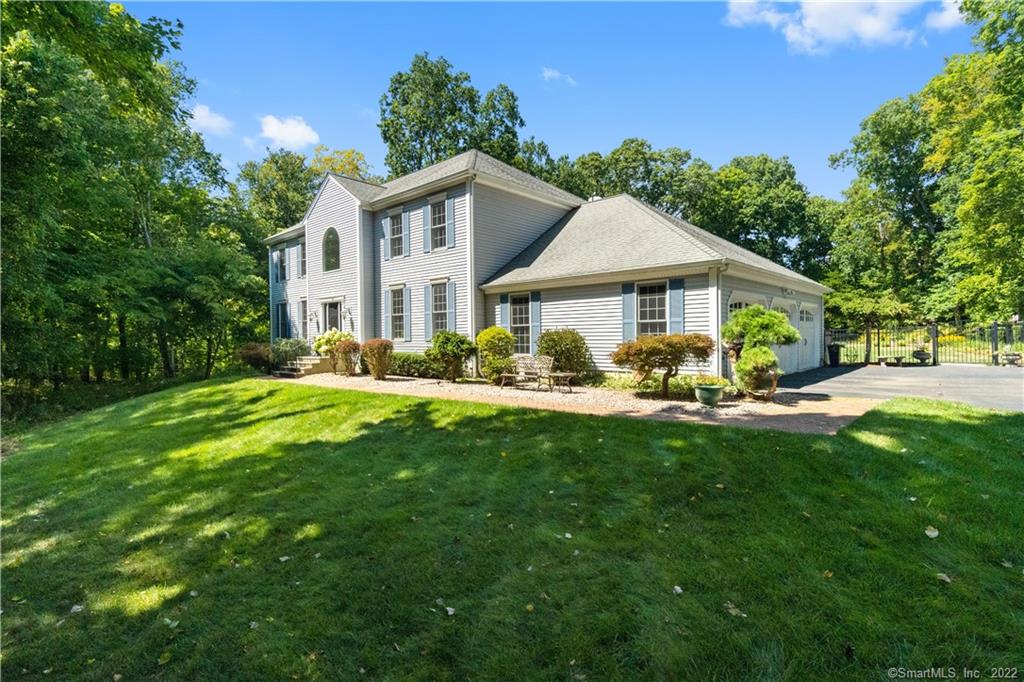 101 Leighton Trail, Guilford, CT 06437 Compass