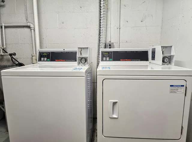 $1,375 | 1111 North Harlem Avenue, Unit 1C, Oak Park, IL 60302