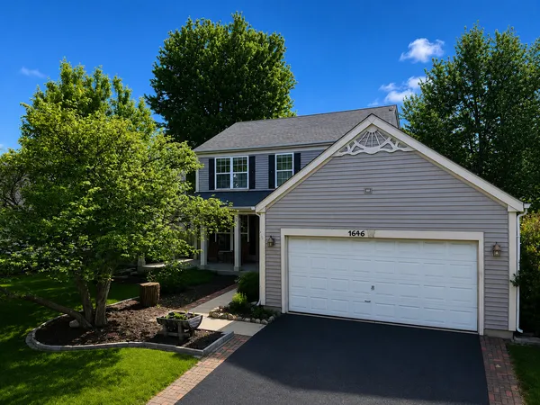 $399,000 | 1646 Gleneagle Drive, Carpentersville, IL 60110