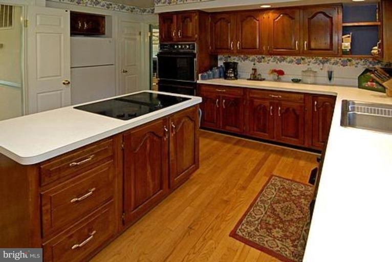 2482 Mullinix Mill Road Mount Airy, MD 21771 - Photo 6 of 28 Kitchen