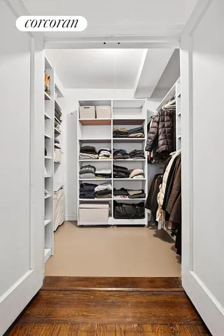 $725,000 | 333 West 56th Street, Unit 6C | Hell's Kitchen