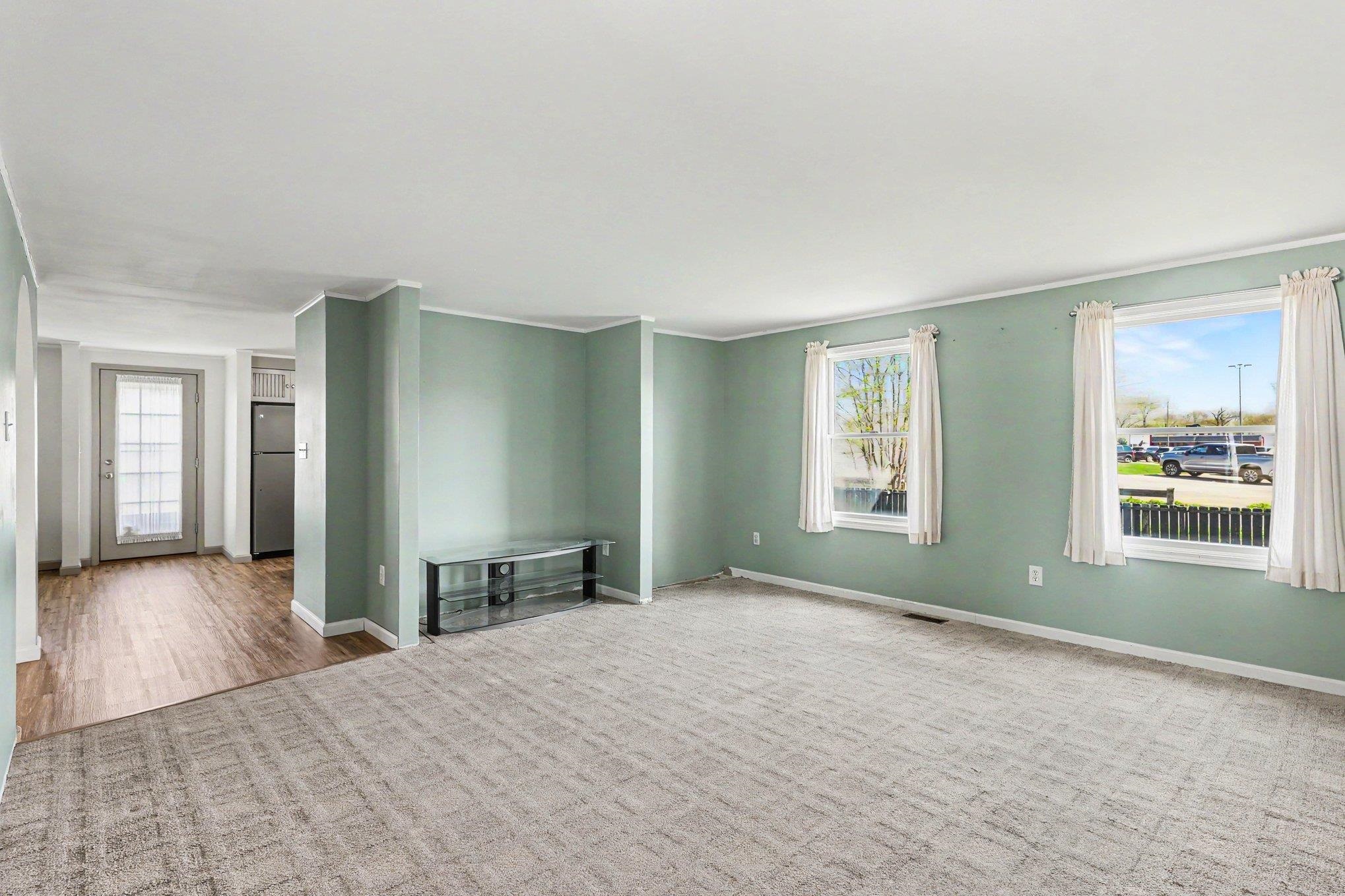418 Cambridge Street Bay City, MI 48708 - Photo 6 of 26