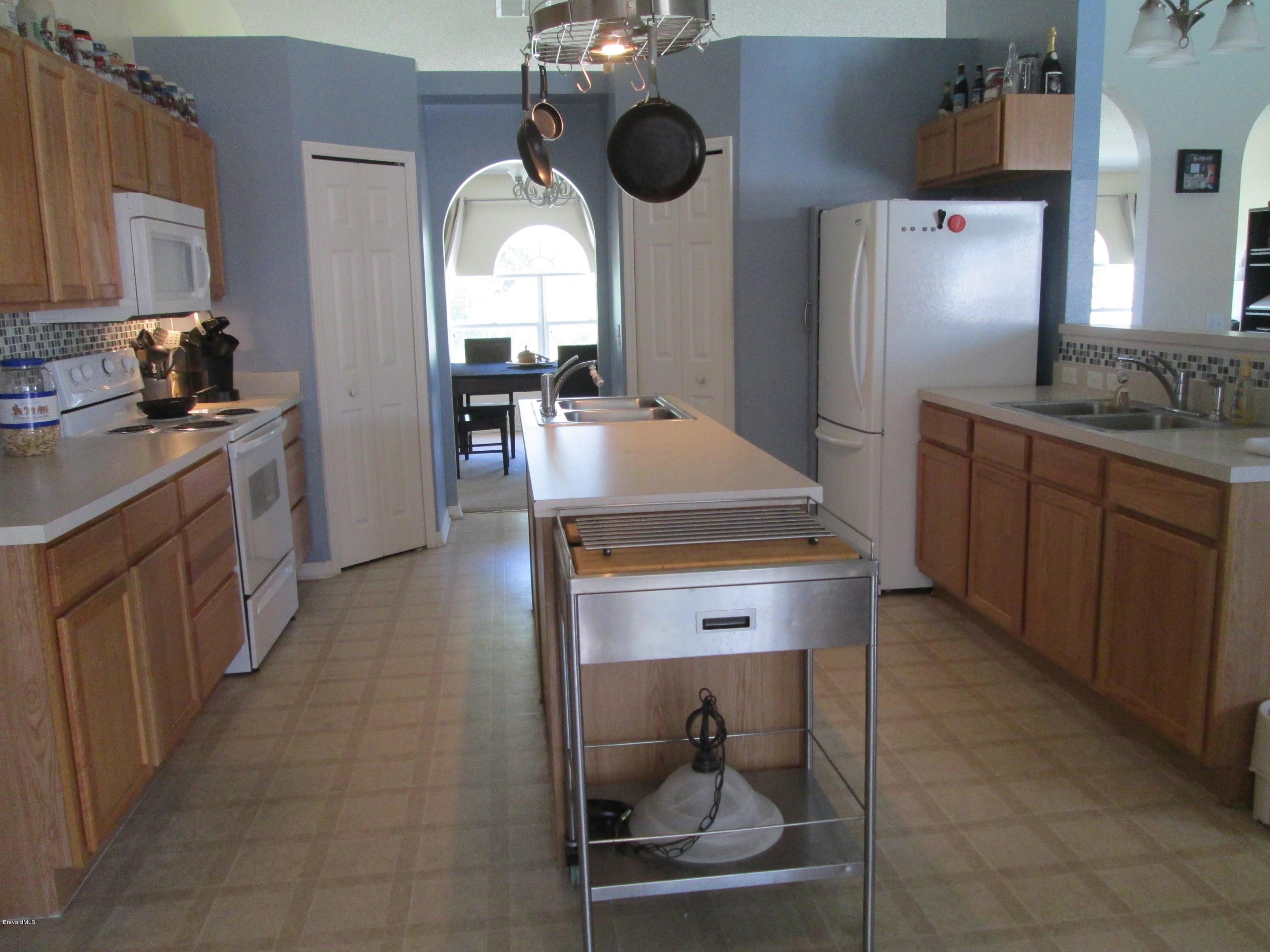 250 Abalone Road Northwest Palm Bay, FL 32907 - Photo 2 of 14 IMG_6490