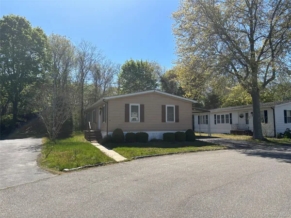 $199,900 | 101 West Lane, Unit 20B WITT LANE, Riverhead, NY 11901