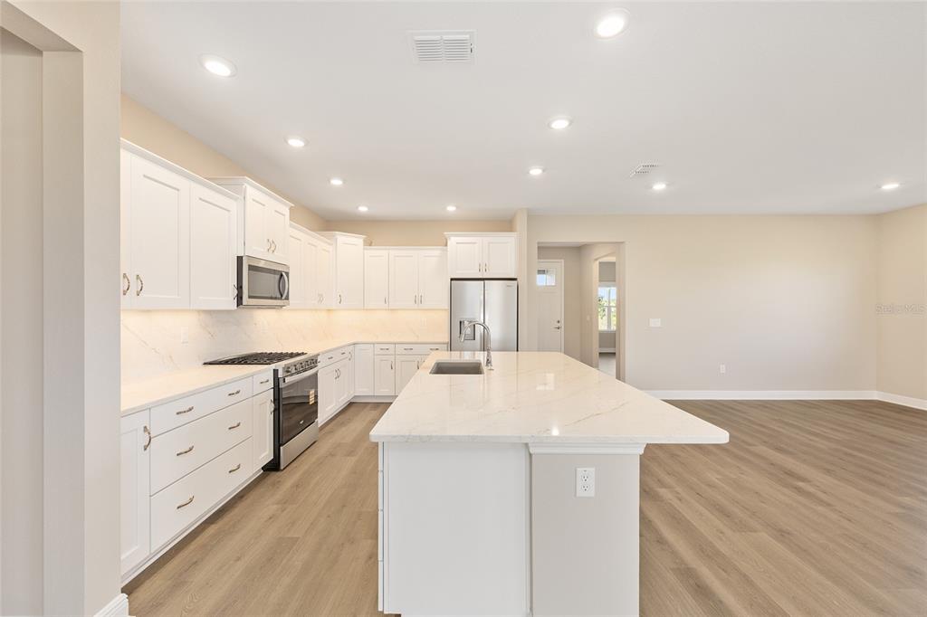 10665 Southwest 101st Ln Road Ocala, FL 34481 - Photo 15 of 39