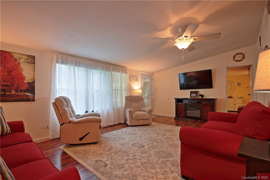 350 Long Ridge Road Brevard, NC 28712 - Photo 9 of 23 Gallery Image 9