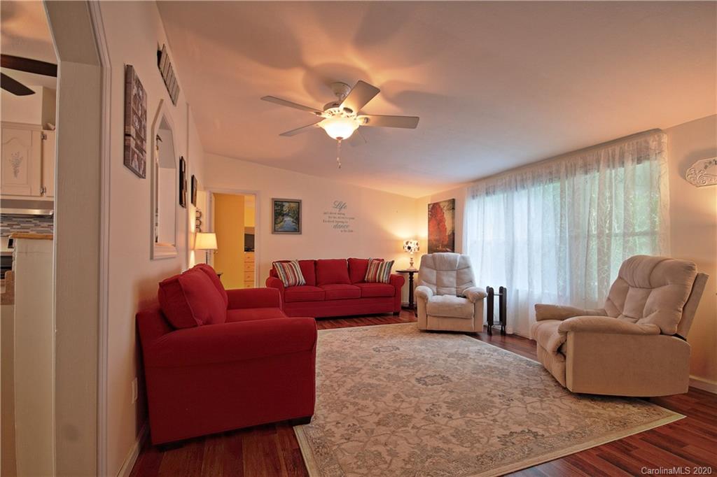 350 Long Ridge Road Brevard, NC 28712 - Photo 10 of 23 Gallery Image 10