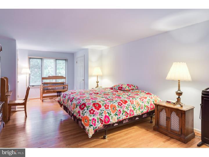 569 Sentinel Road Moorestown, NJ 08057 - Photo 22 of 25