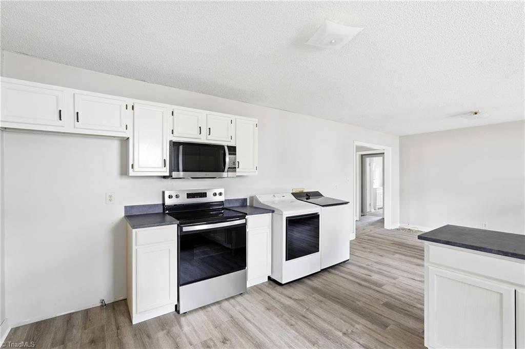 613 Beckner Street Lexington, NC 27292 - Photo 17 of 38 Kitchen