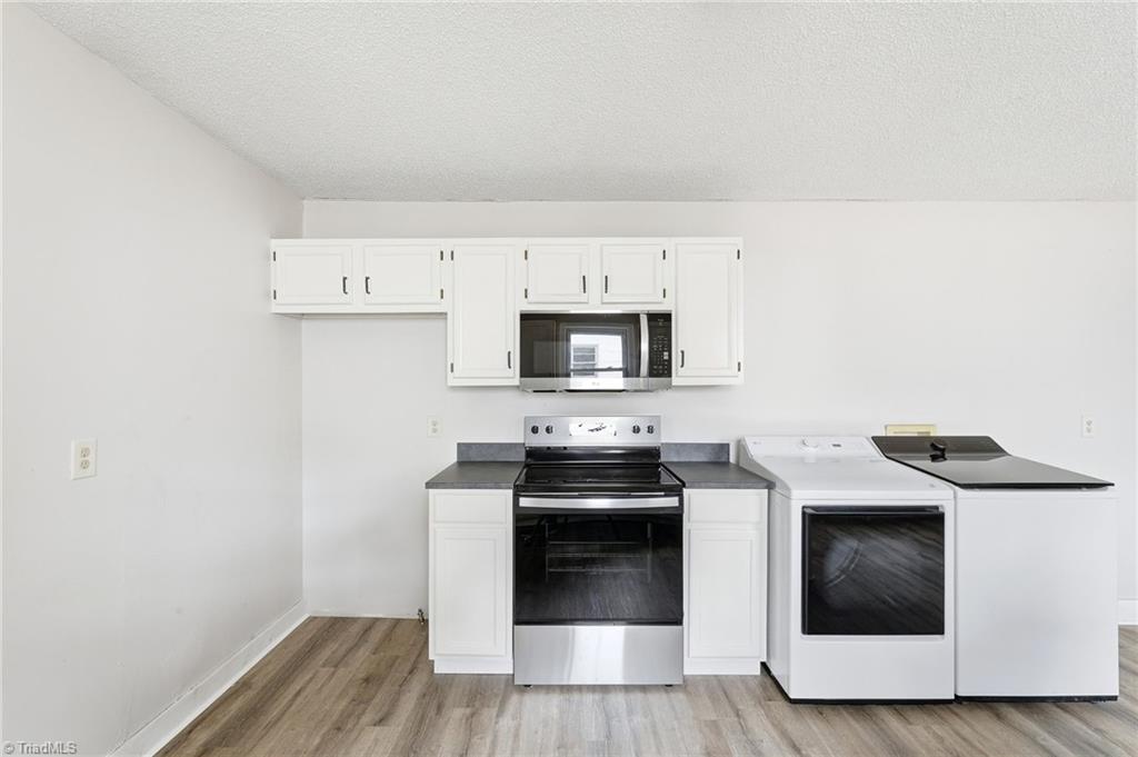 613 Beckner Street Lexington, NC 27292 - Photo 23 of 38 Kitchen