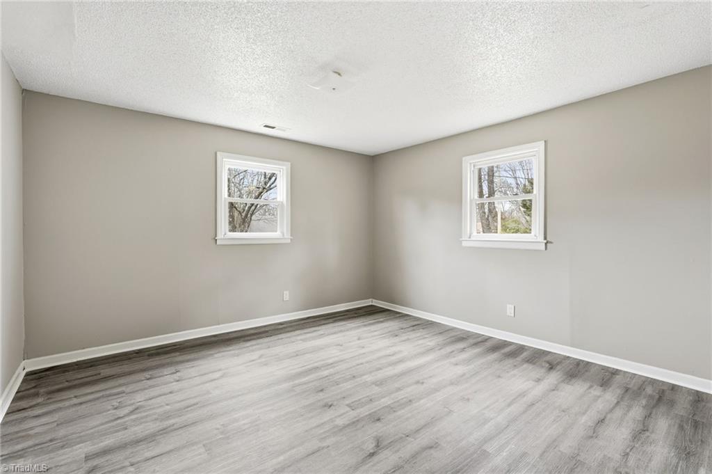 613 Beckner Street Lexington, NC 27292 - Photo 24 of 38 Primary Bedroom