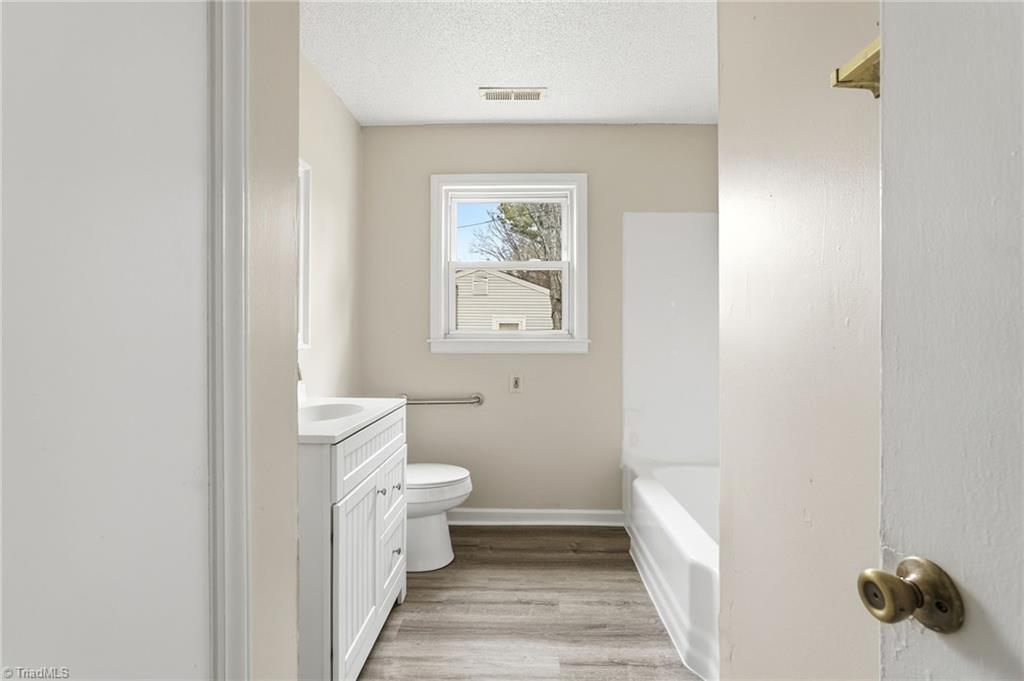613 Beckner Street Lexington, NC 27292 - Photo 28 of 38 Bathroom