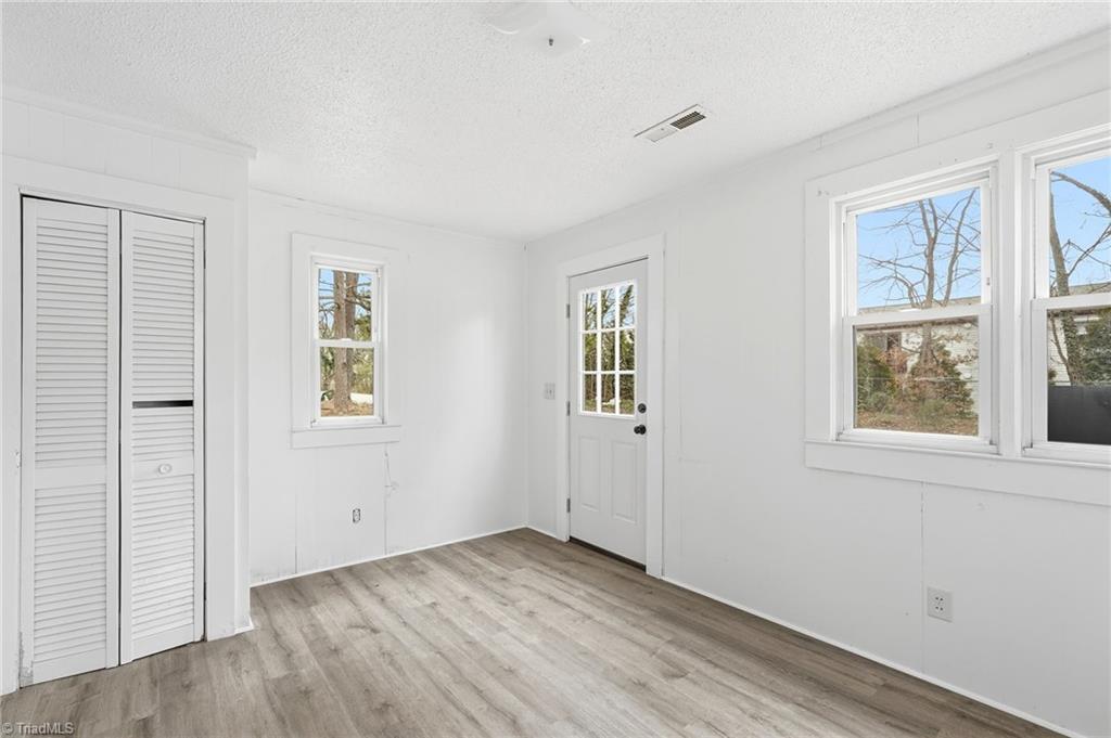 613 Beckner Street Lexington, NC 27292 - Photo 32 of 38 Office