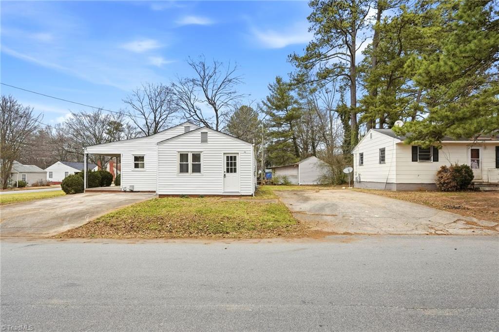 613 Beckner Street Lexington, NC 27292 - Photo 35 of 38