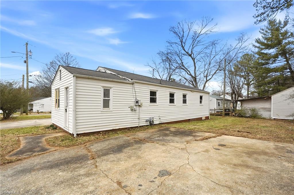 613 Beckner Street Lexington, NC 27292 - Photo 36 of 38