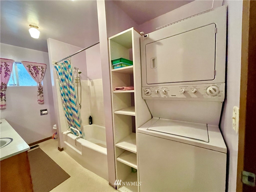1191 Southwest Pine Road Port Orchard, WA 98367 - Photo 14 of 38 Gallery Image 14