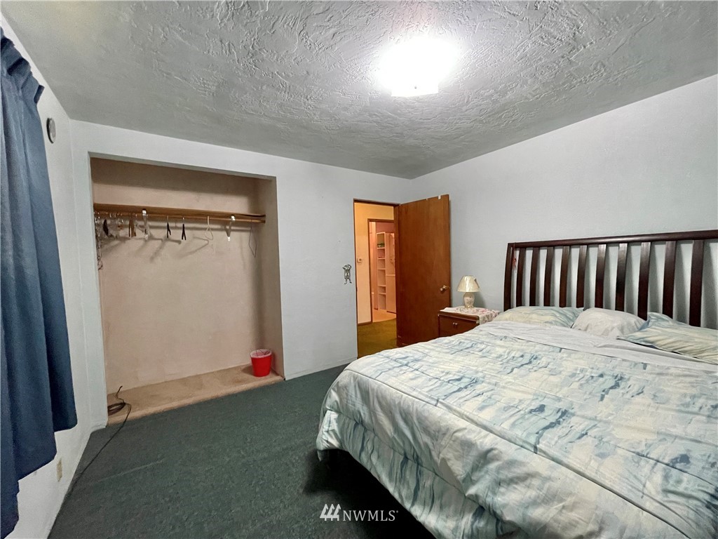 1191 Southwest Pine Road Port Orchard, WA 98367 - Photo 17 of 38 Gallery Image 17
