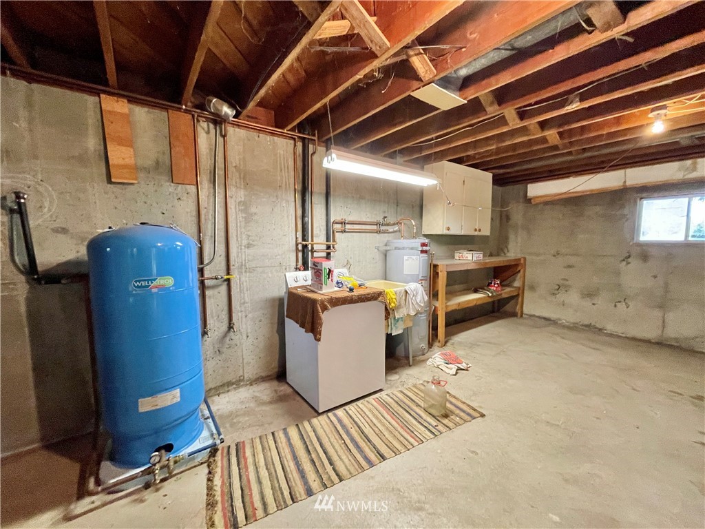 1191 Southwest Pine Road Port Orchard, WA 98367 - Photo 22 of 38 Gallery Image 22