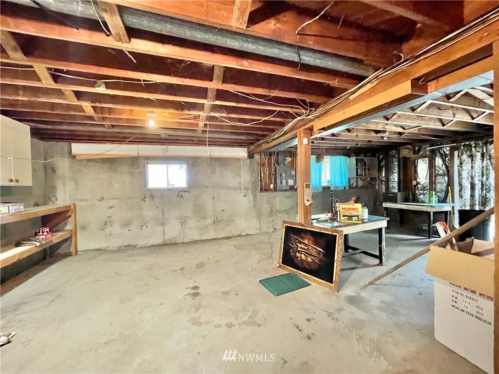 1191 Southwest Pine Road Port Orchard, WA 98367 - Photo 23 of 38 Gallery Image 23
