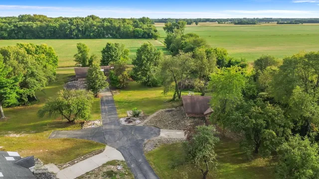 $699,500 | 2549 East 1100 North, Demotte, IN 46310