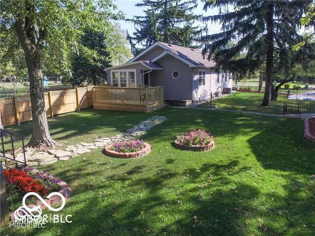 7338 5 Points Road Indianapolis, IN 46259 - Photo 5 of 10