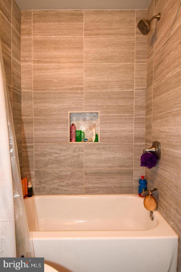 11100 Beaver Trail Court Reston, VA 20191 - Photo 23 of 28