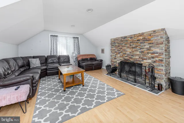 $430,000 | 178 Esplanade Avenue, Pitman, NJ 08071