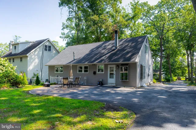 $430,000 | 178 Esplanade Avenue, Pitman, NJ 08071