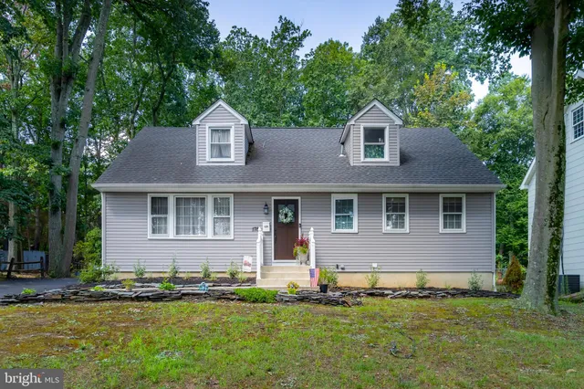 $430,000 | 178 Esplanade Avenue, Pitman, NJ 08071