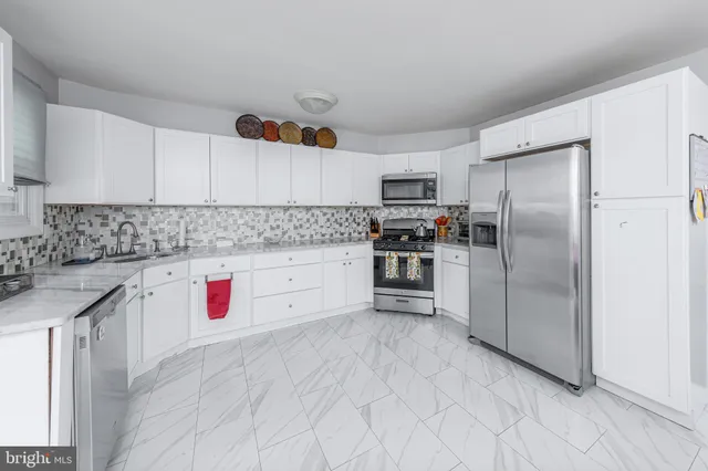 $430,000 | 178 Esplanade Avenue, Pitman, NJ 08071