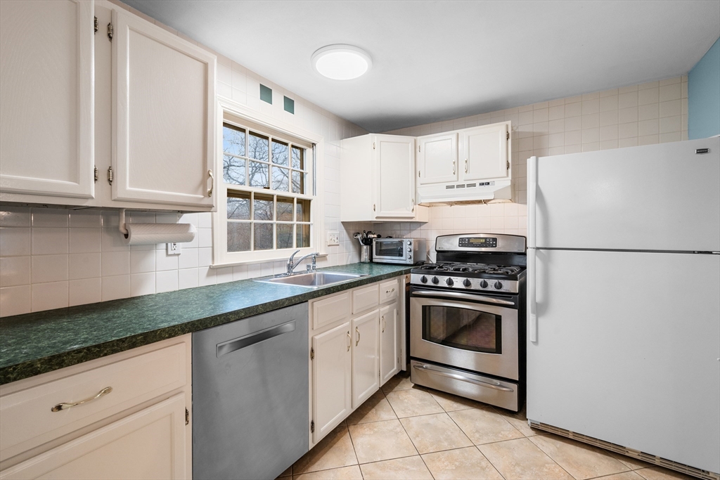 48 Mountwood Road Swampscott, MA 01907 - Photo 7 of 32
