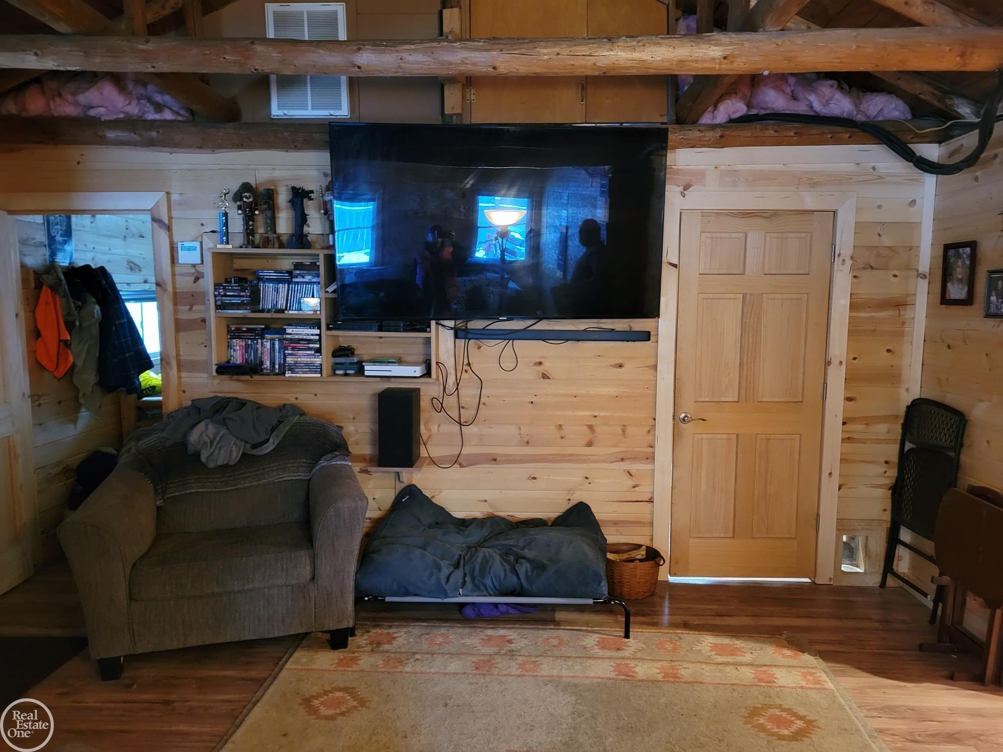 7972 Old Vanderbilt Road Vanderbilt, MI 49795 - Photo 12 of 40 50100146-11.JPG