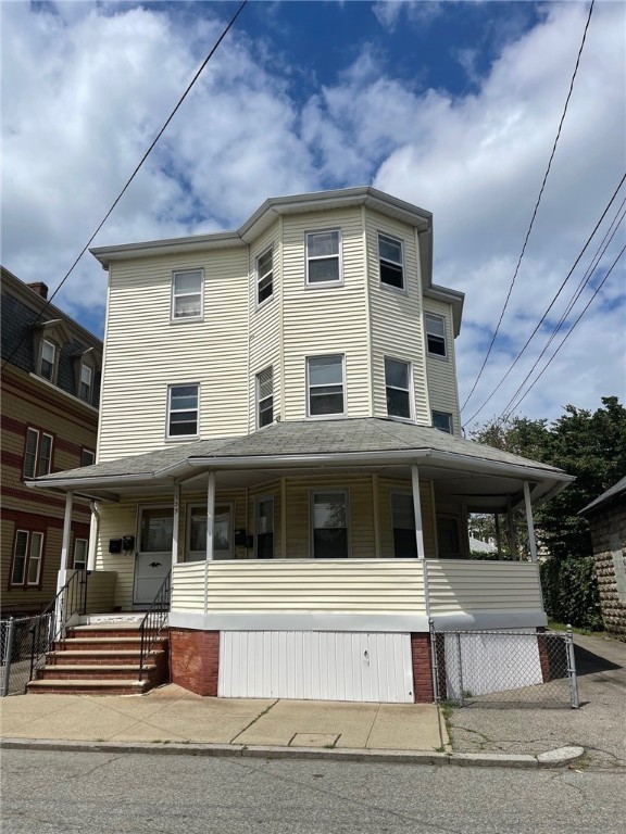 135 Grove Street Providence, RI 02909 - Photo 1 of 17
