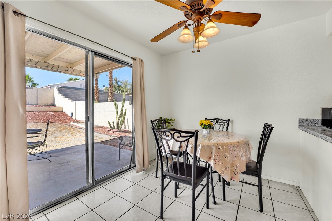 8057 Cimarron Ridge Drive Las Vegas, NV 89128 - Photo 15 of 28