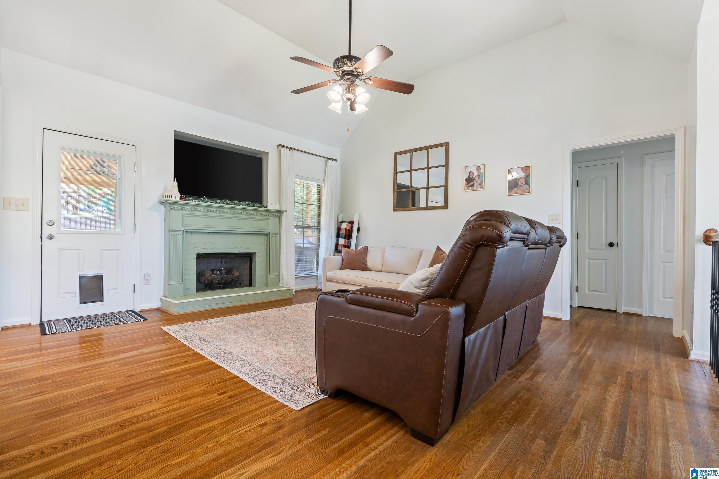 1100 Summit Ridge Way Odenville, AL 35120 - Photo 5 of 36